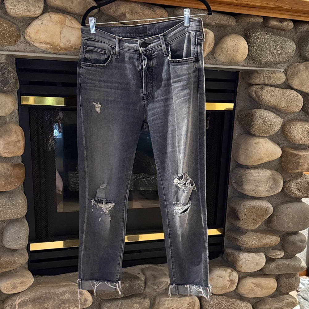 MOTHER The Scrapper Cuff Ankle Fray Jeans